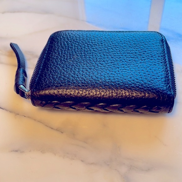 R.M. Williams Australia City Short Zip Wallet, Calfskin Leather, Black - Picture 6 of 8